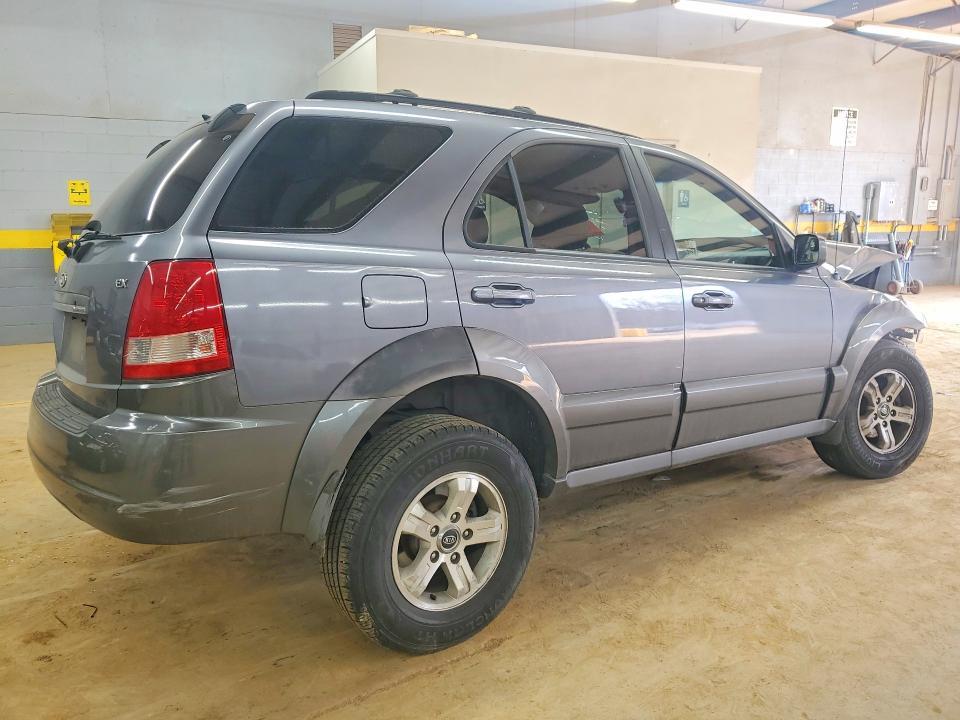 2005 KIA Sorento lx