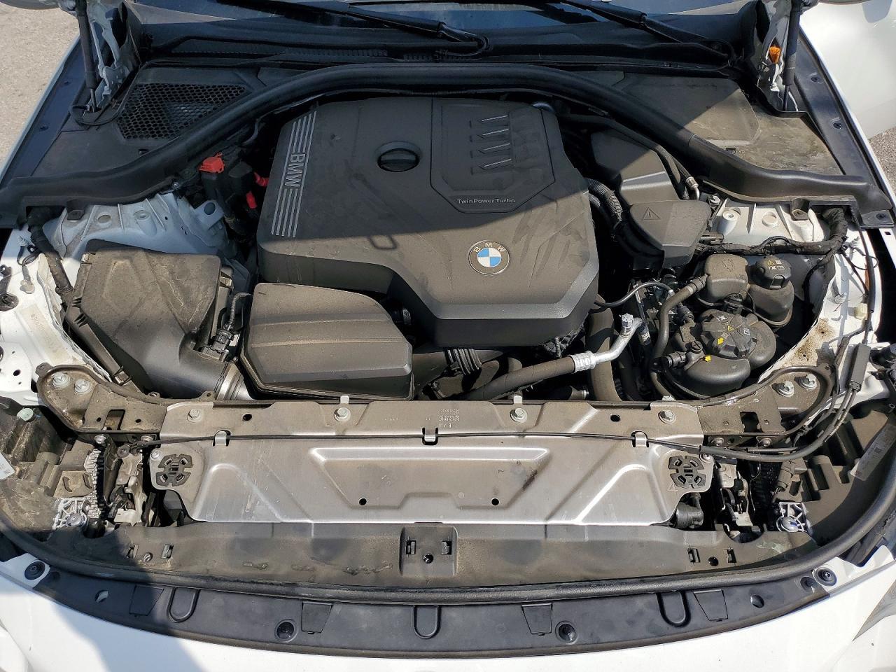 2025 BMW 230i