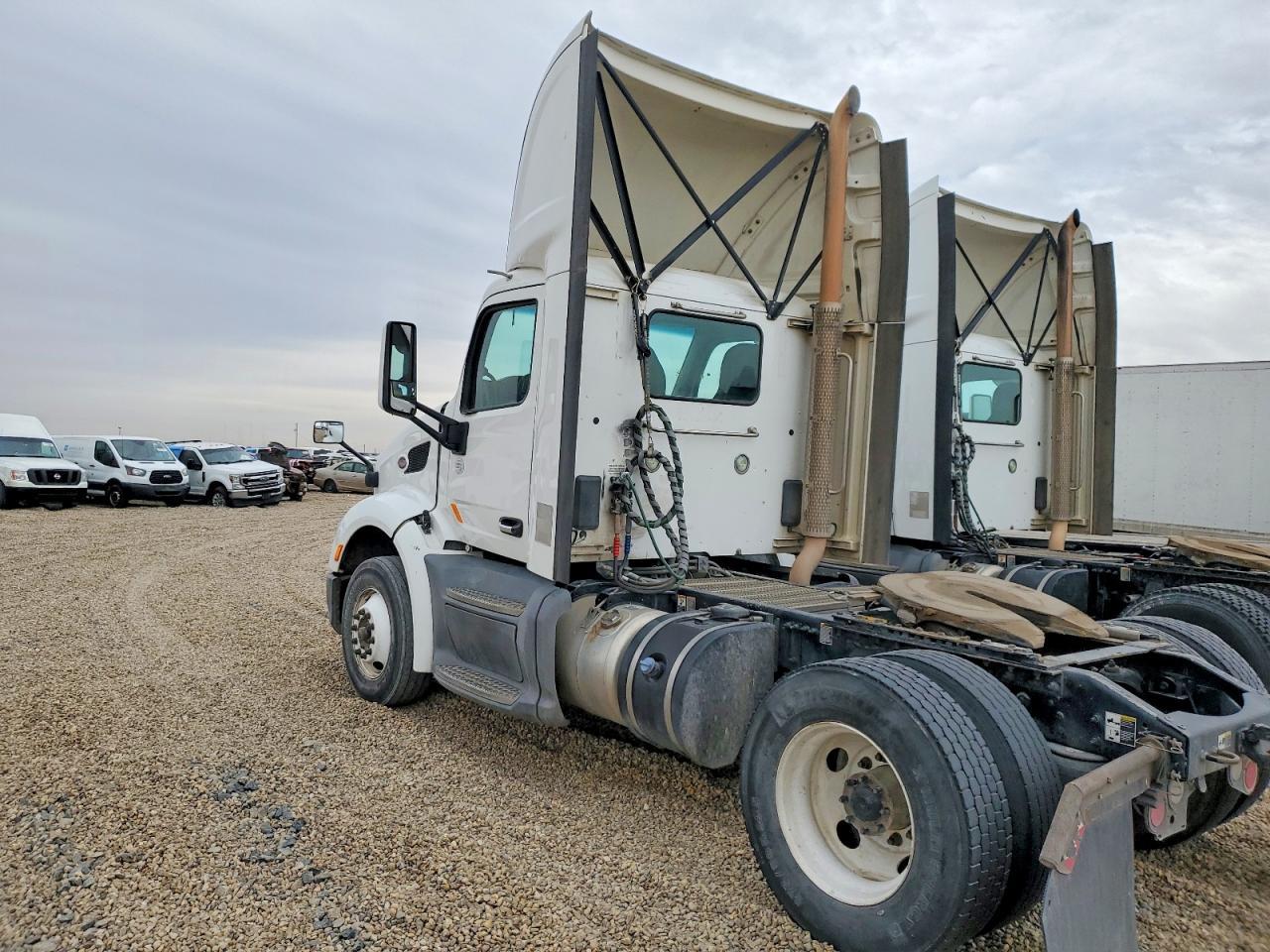 2019 Peterbilt 579 Semi Truck