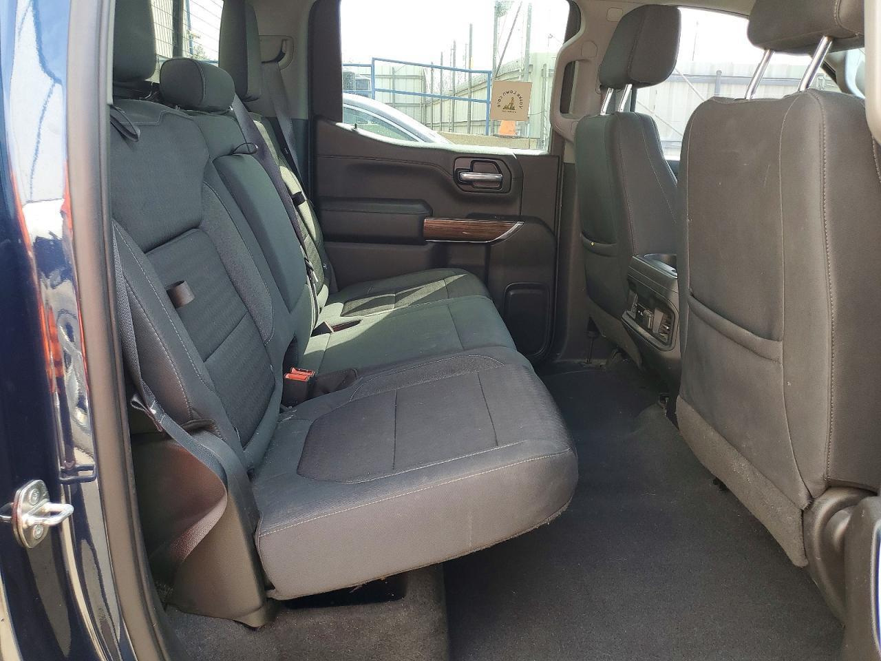 2019 Chevrolet Silverado K1500 RST
