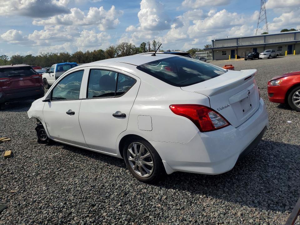 2018 Nissan Versa s Plus
