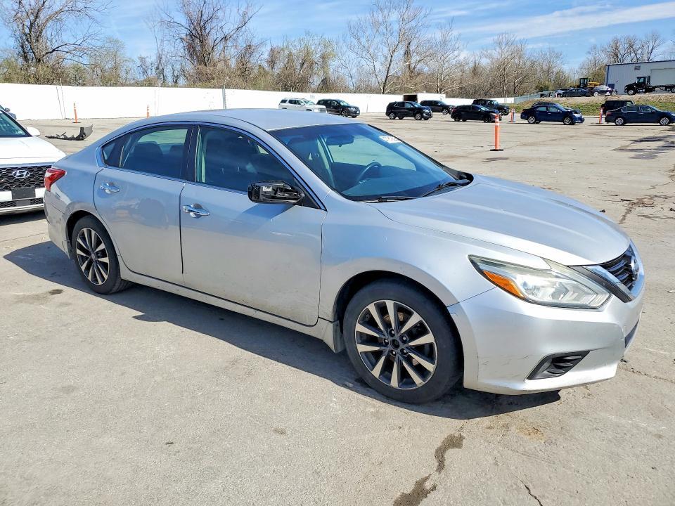 2016 Nissan Altima 2.5 sv