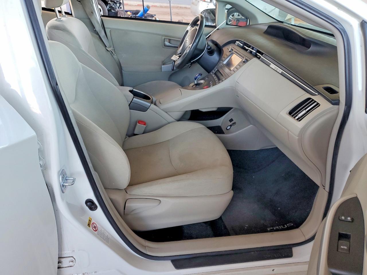 2013 Toyota Prius Three