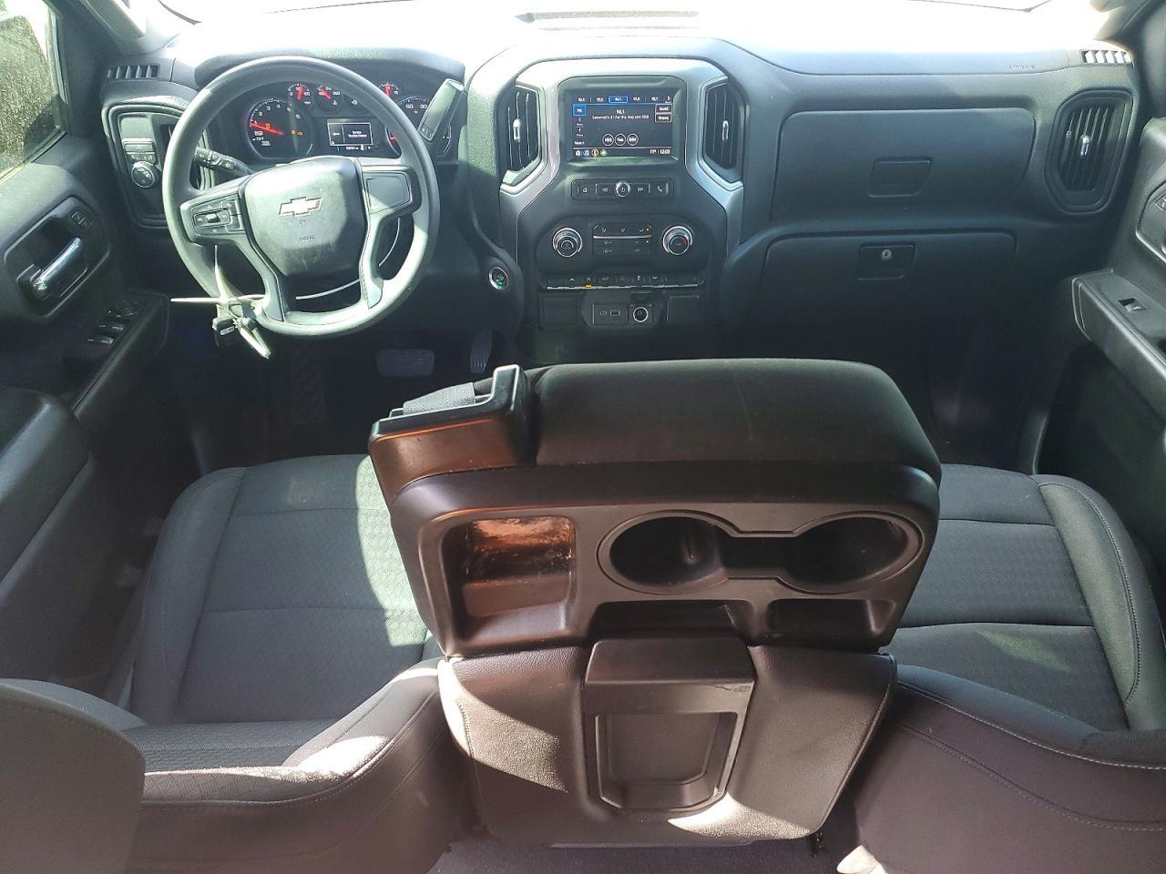 2022 Chevrolet Silverado C1500 Custom