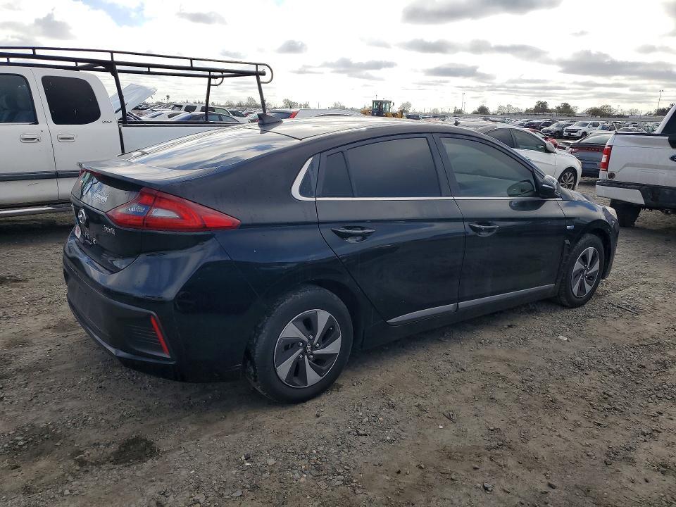 2017 Hyundai Ioniq Hybrid sel
