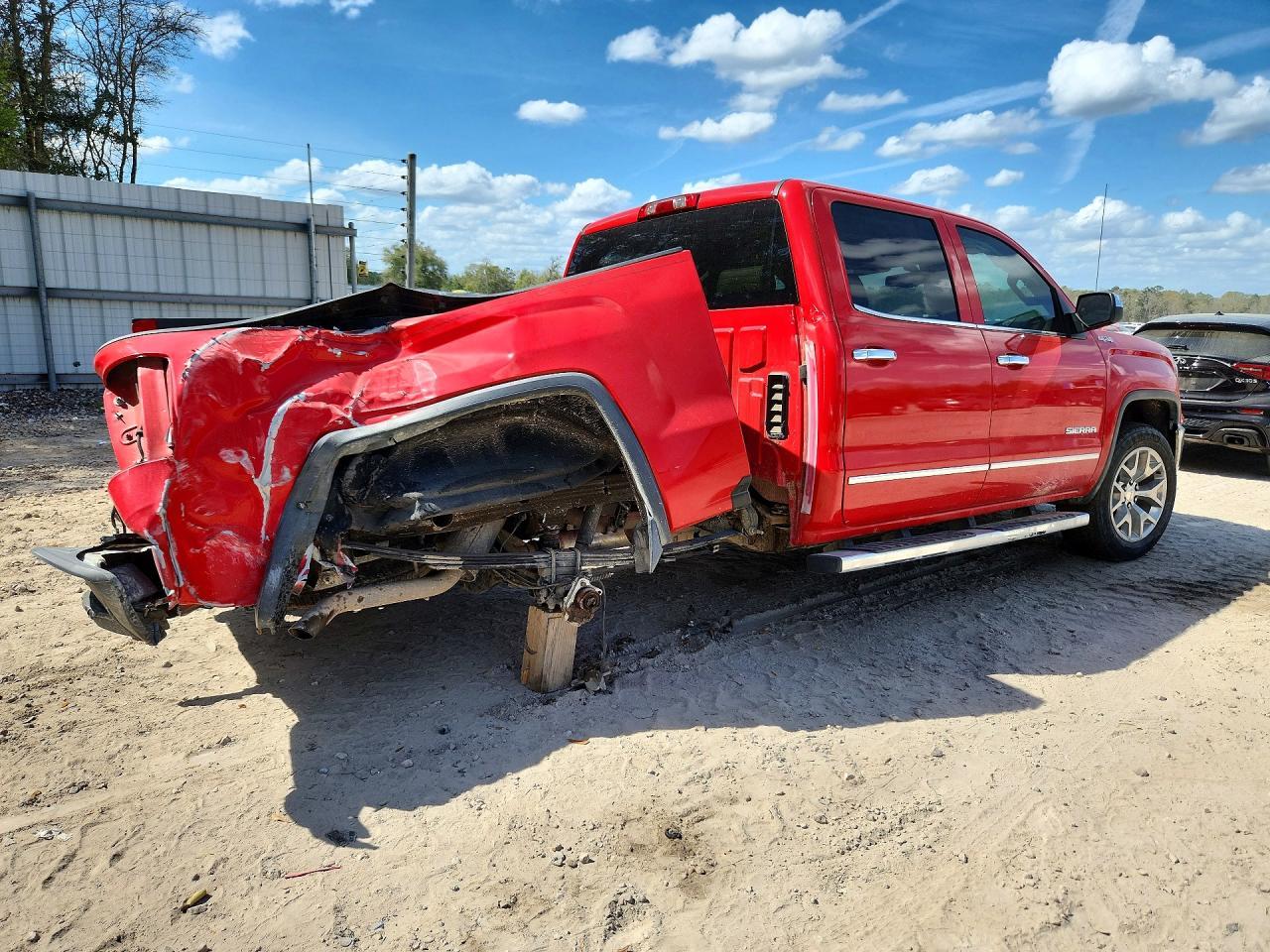 2018 GMC Sierra K1500 SLT