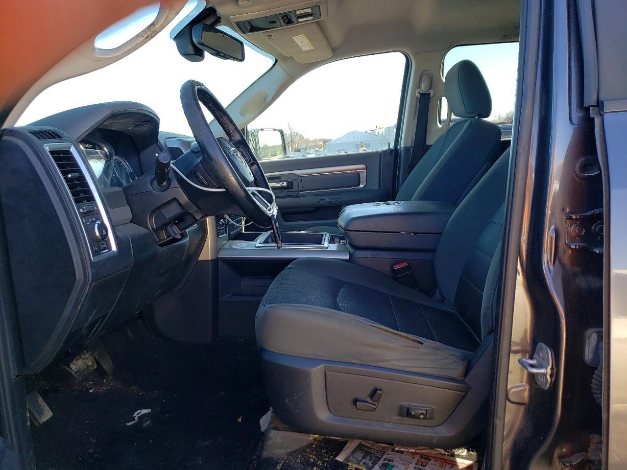 2014 Dodge RAM 1500 SLT