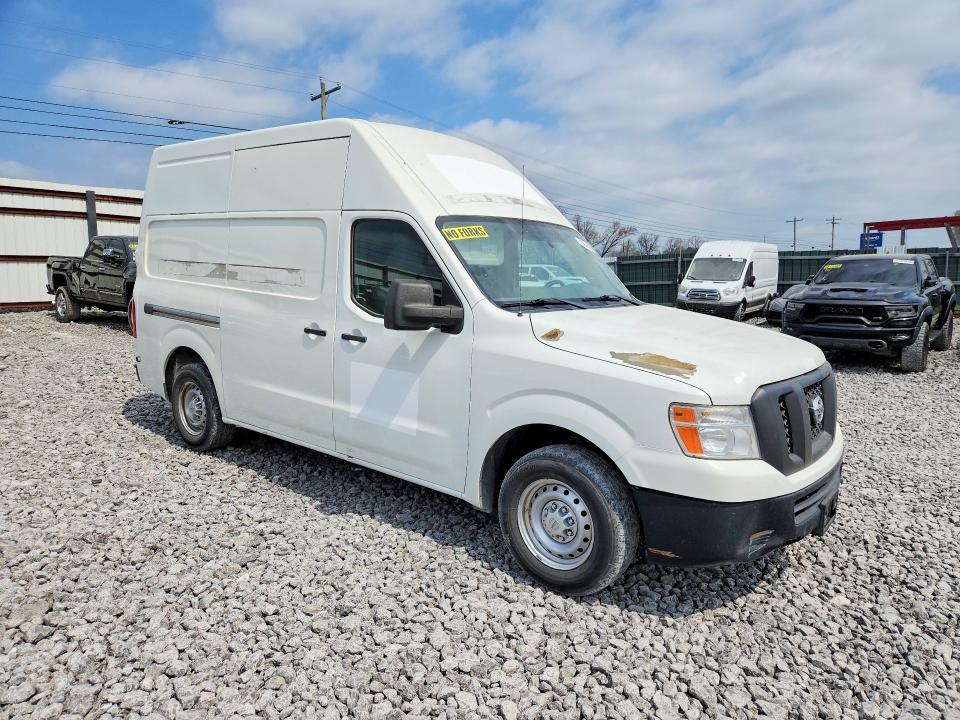 2014 Nissan NV 2500 HD S