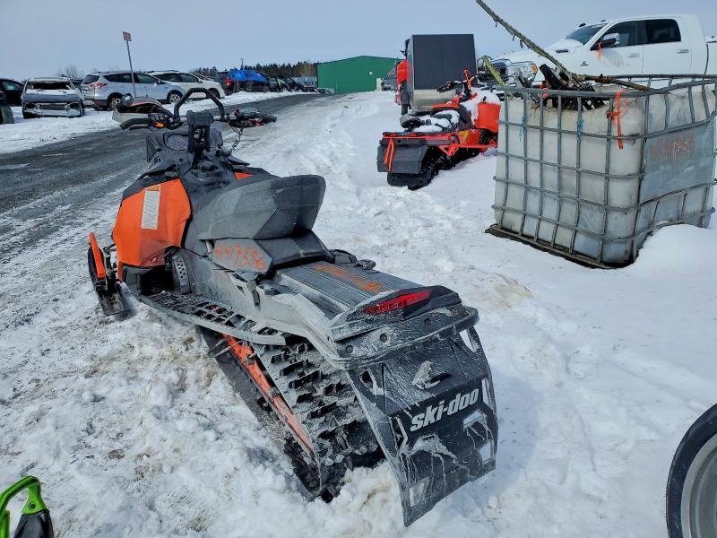 2016 Skidoo Renegade Backcountry 600 H.O. RER