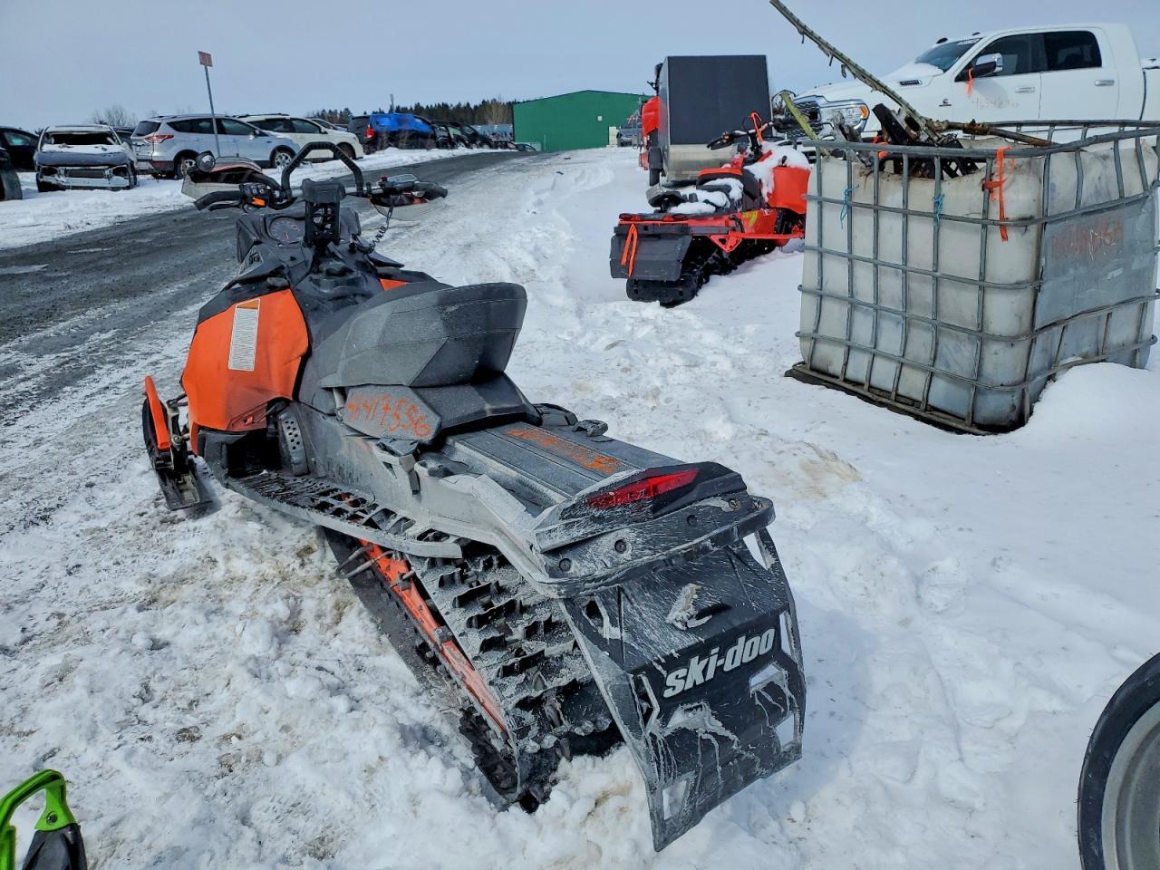 2016 Skidoo Renegade Backcountry 600 H.O. RER