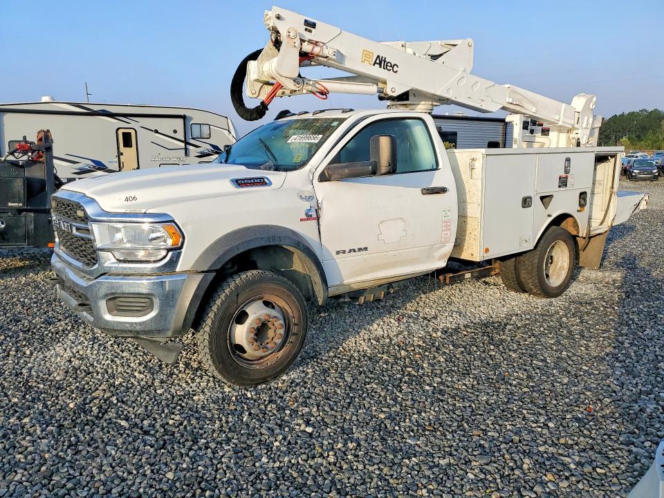 2019 Dodge RAM 5500 Bucket Truck