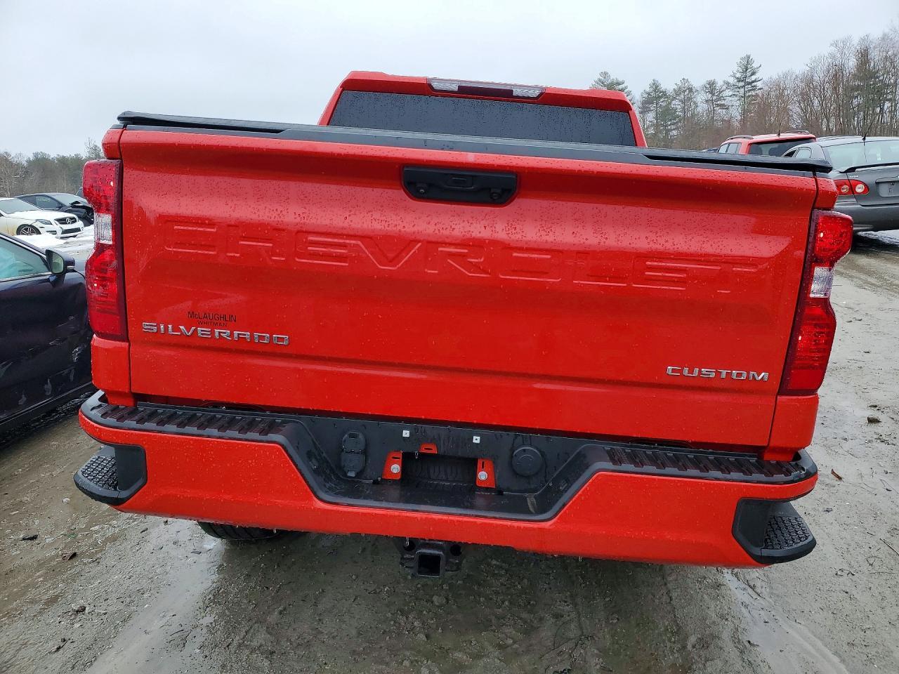2022 Chevrolet Silverado K1500 Custom