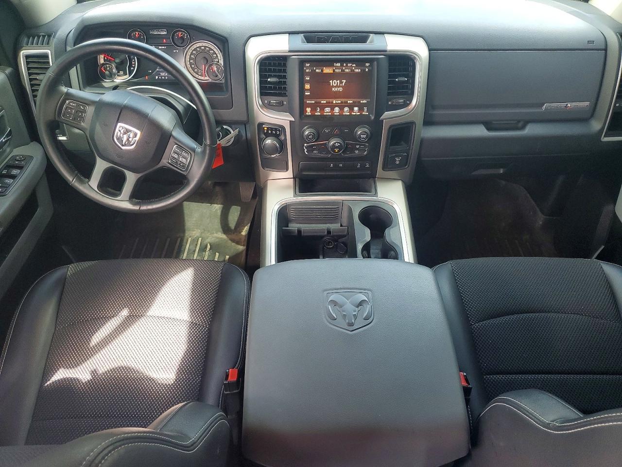 2017 Dodge RAM 1500 SLT