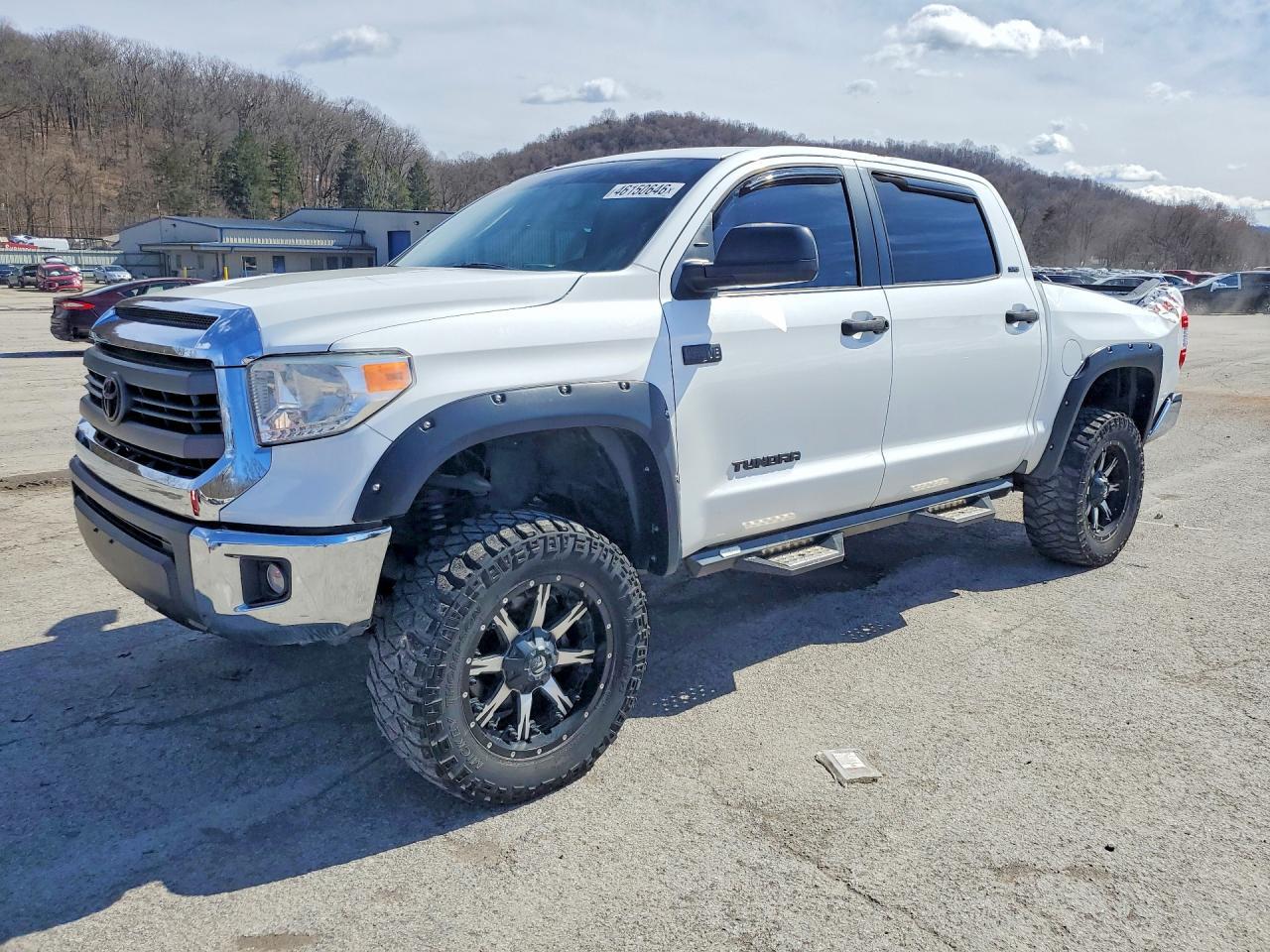 2014 Toyota Tundra SR5
