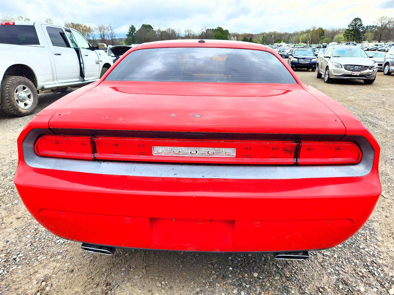 2014 Dodge Challenger sxt