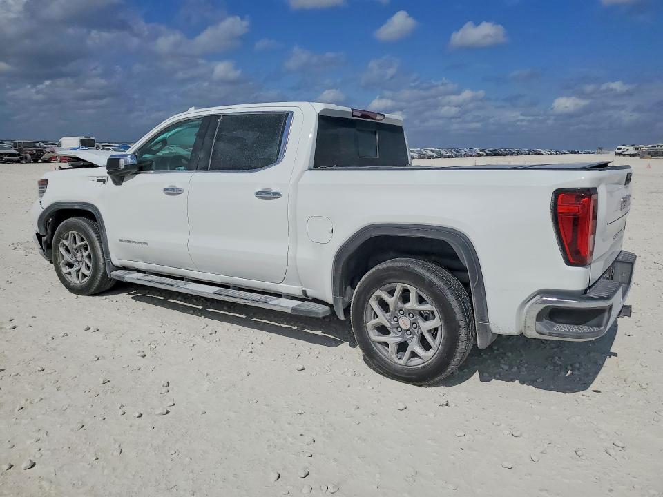 2024 GMC Sierra C1500 SLT