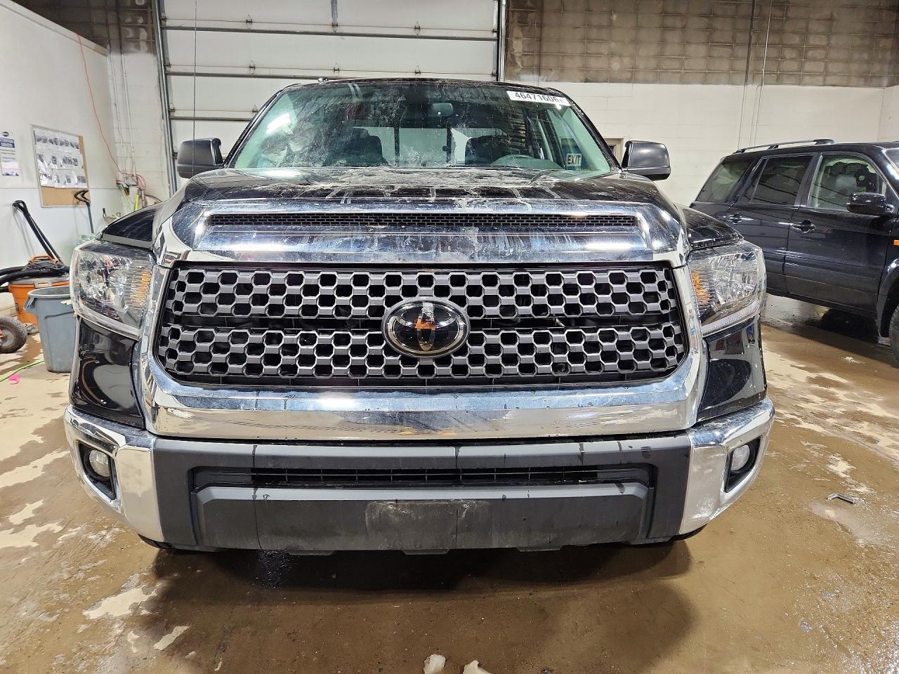 2018 Toyota Tundra SR5