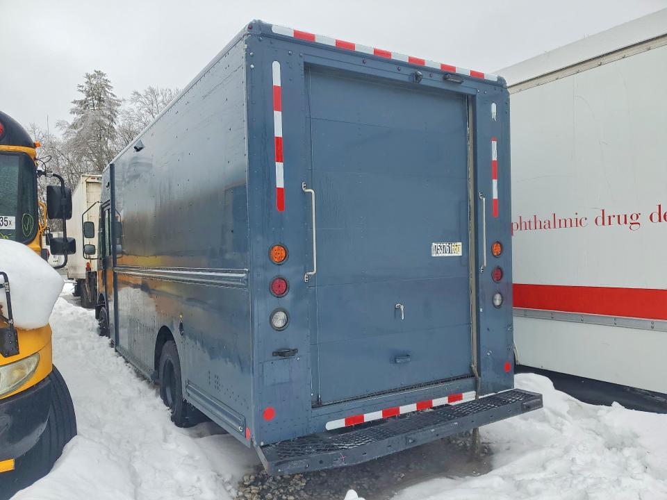 2021 Freightliner MT45G Delivery Truck