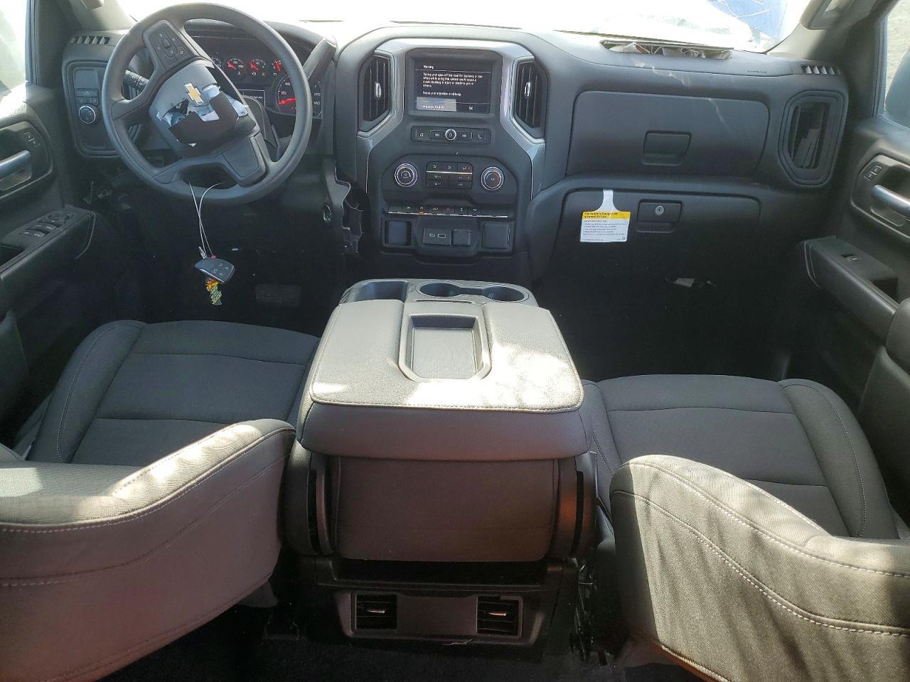 2023 Chevrolet Silverado C1500 Custom