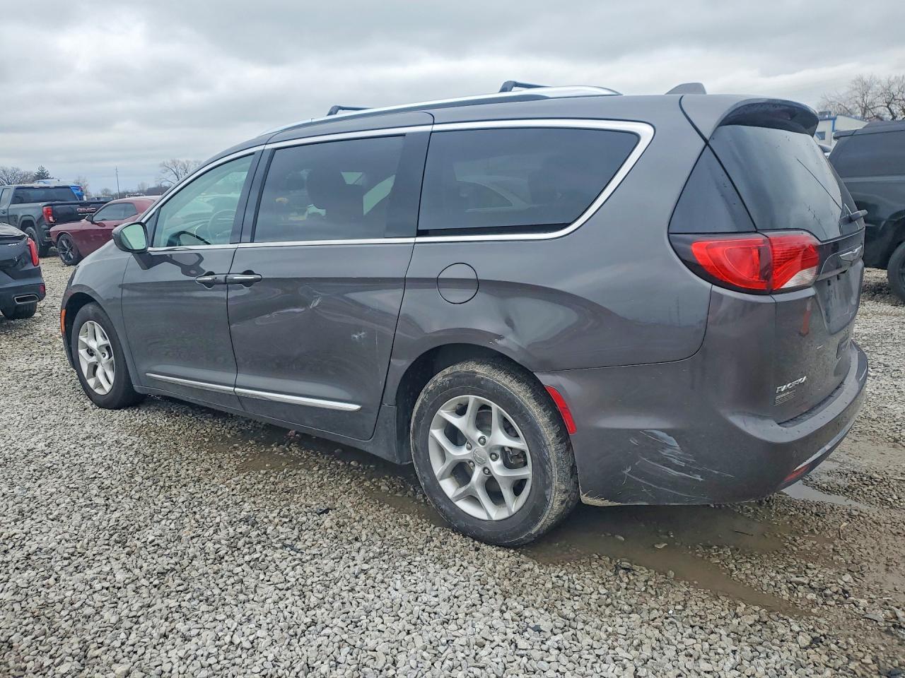 2017 Chrysler Pacifica Touring l Plus
