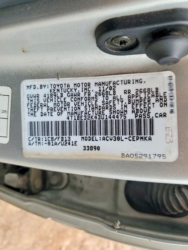 2003 Toyota Camry le