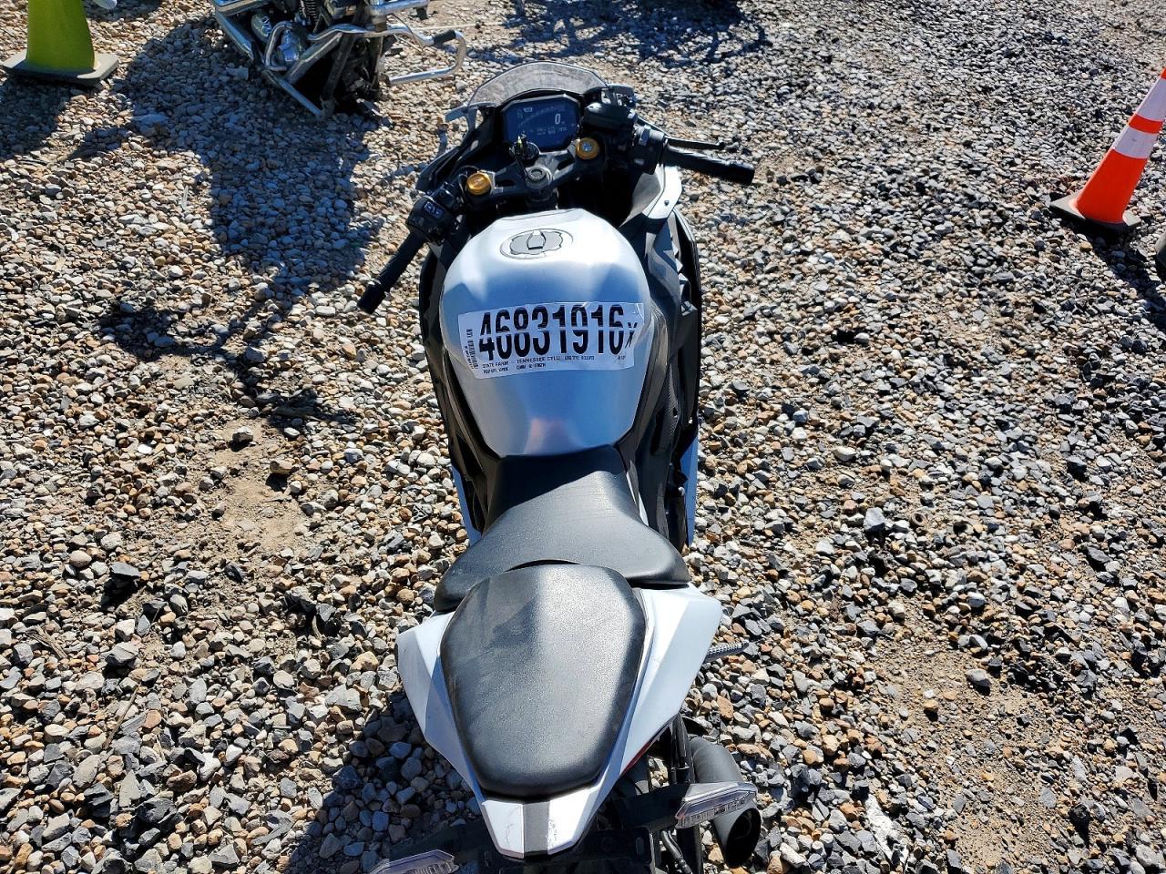 2025 Kawasaki ZX400 S