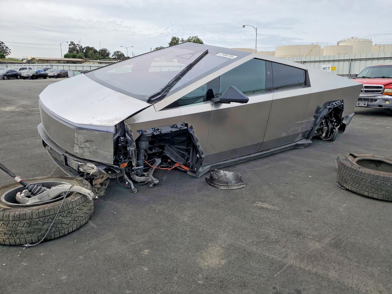 2025 Tesla Cybertruck