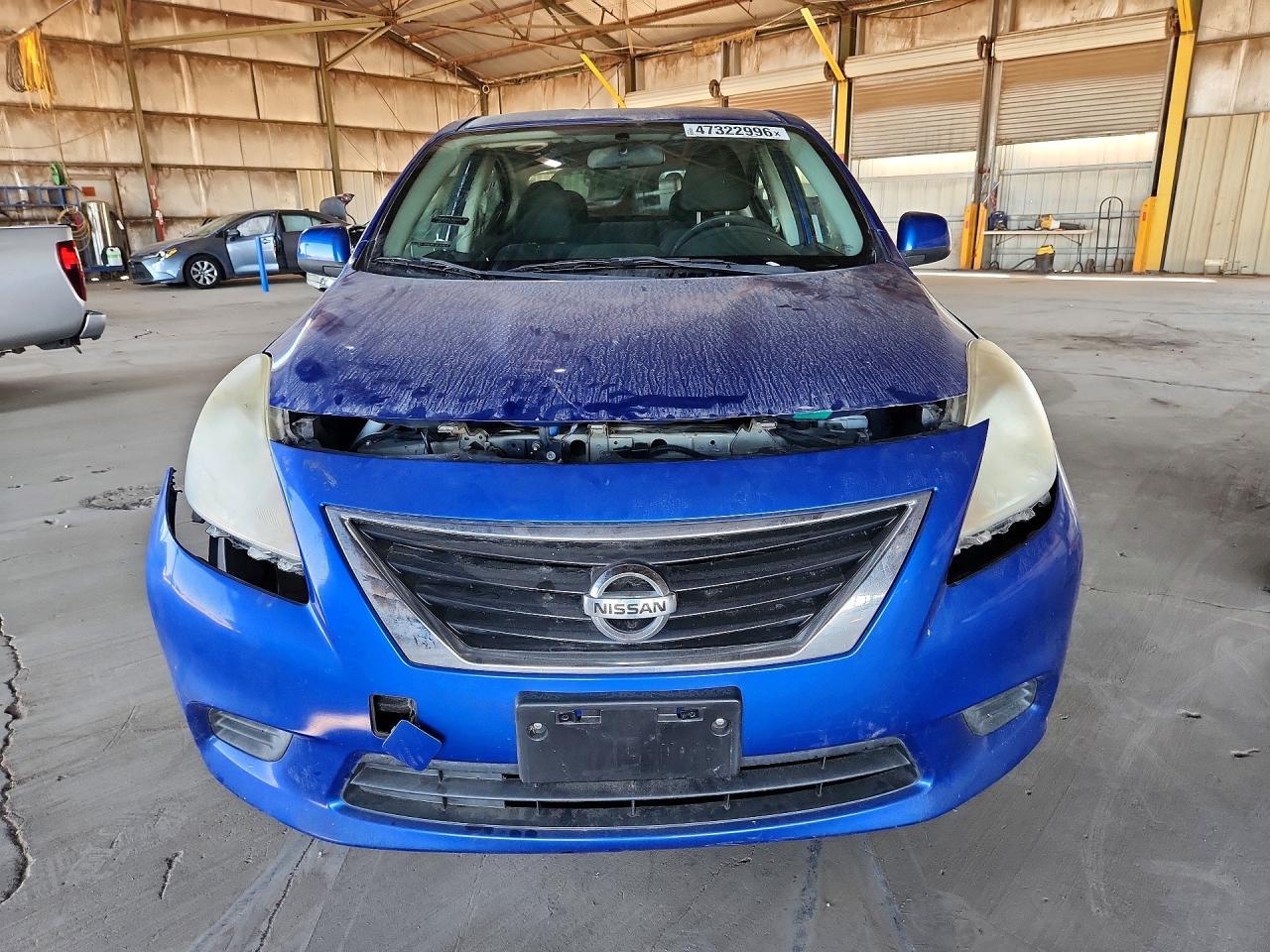 2013 Nissan Versa 1.6 s