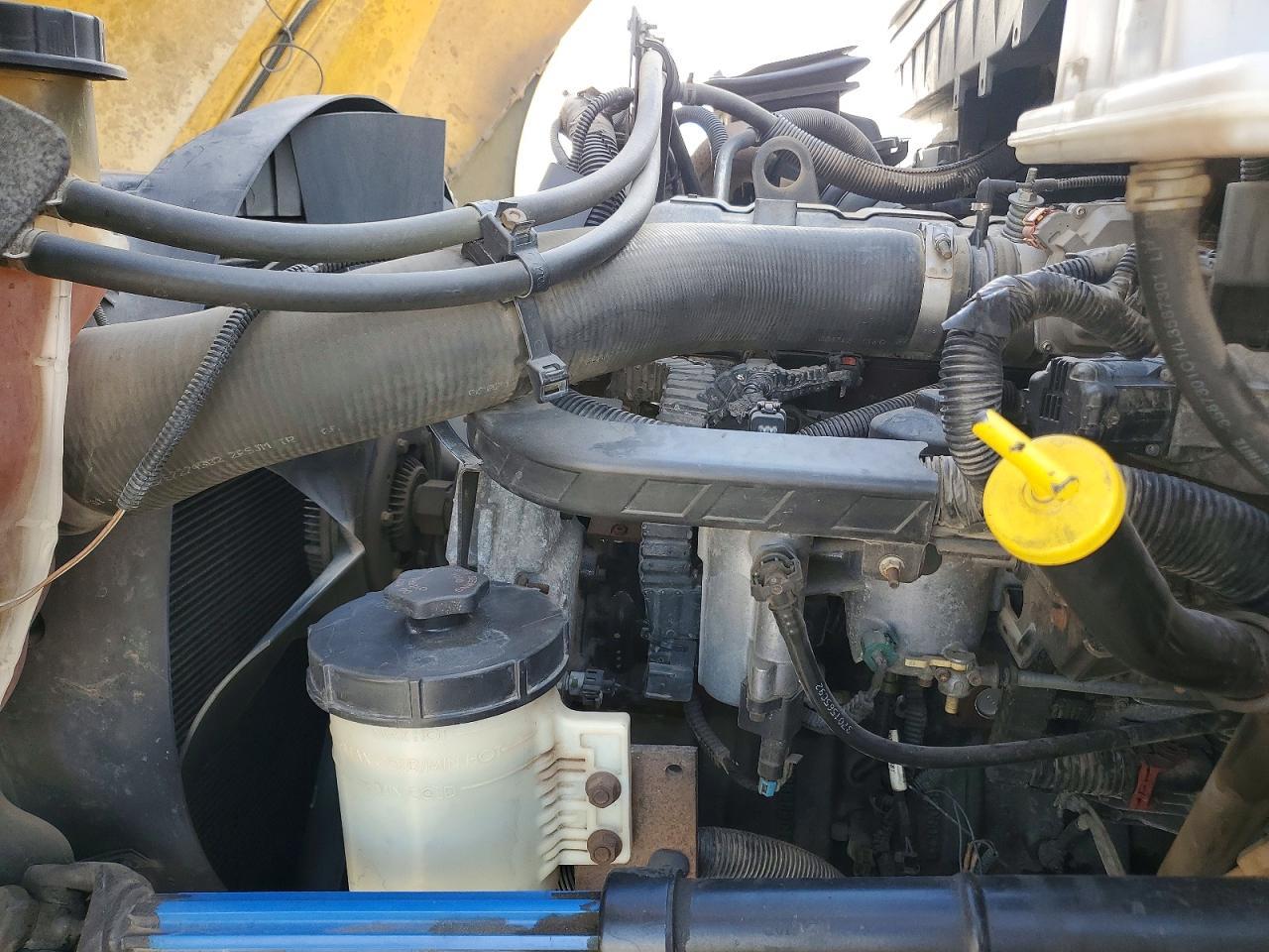 2013 International 4300 BOX Truck