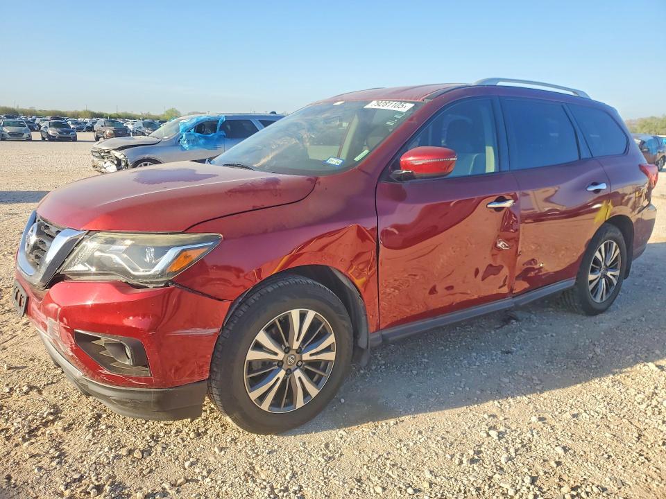 2018 Nissan Pathfinder sv