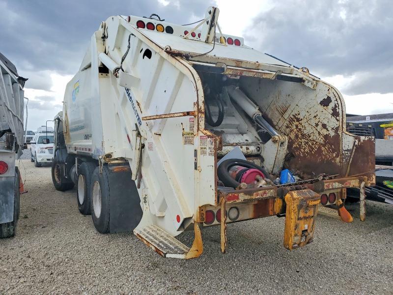 2014 Crane Carrier Low Entry Refuse Truck
