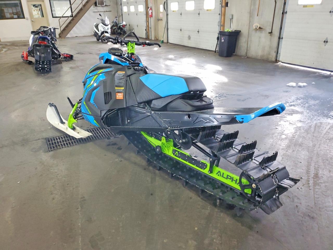 2024 Arctic Cat 2025 Arctic Cat M8000 Harcore Alpha