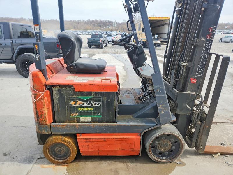 2000 Toyota 2000 Toyt 5FBCU25