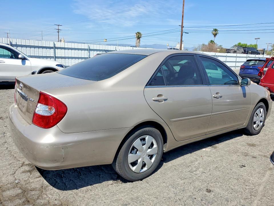 2002 Toyota Camry le