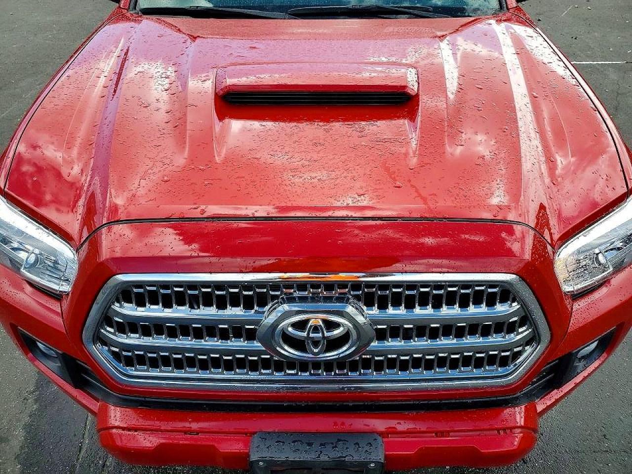 2016 Toyota Tacoma TRD Sport