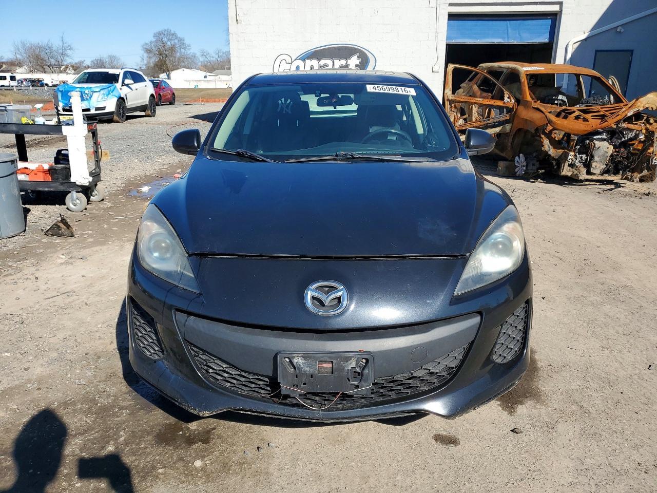 2012 Mazda 3 I