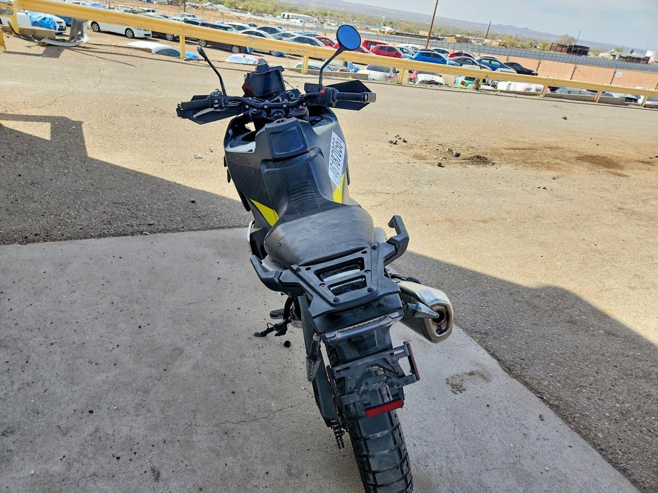 2023 Husqvarna Norden 901