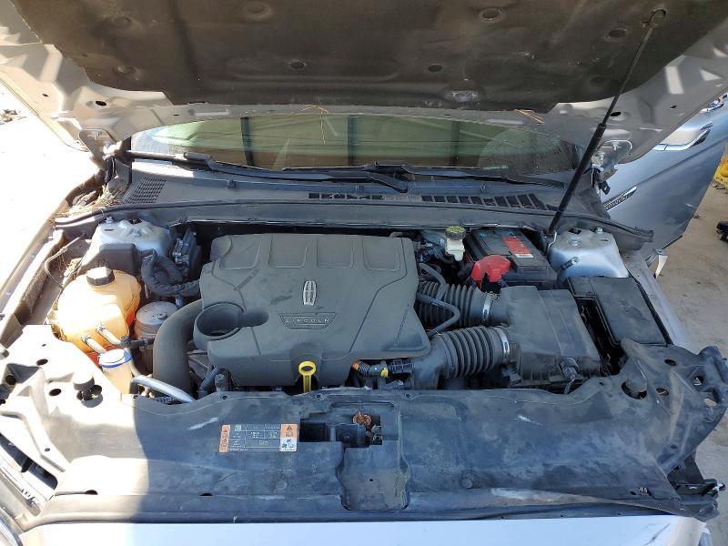 2018 Lincoln Continental Select