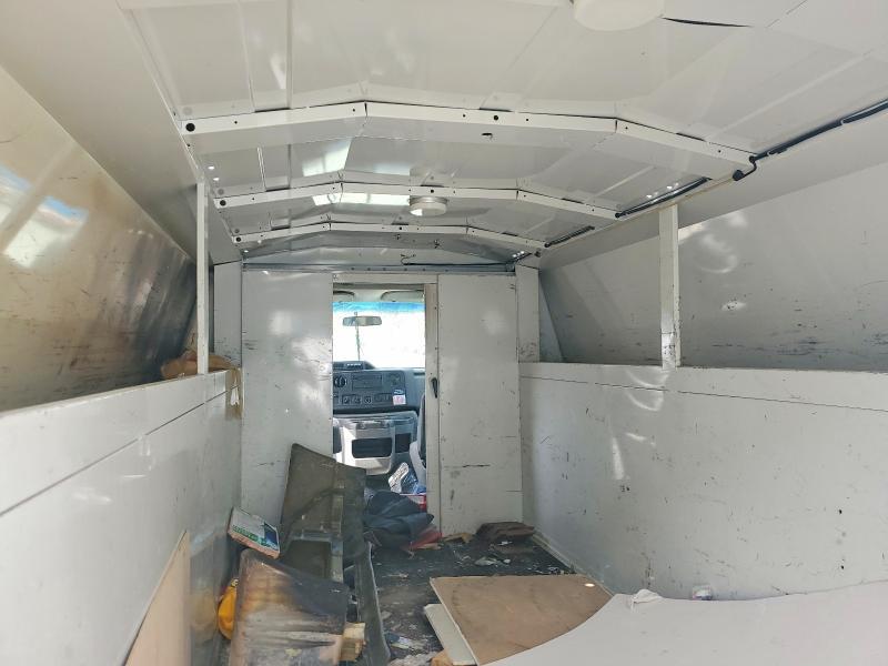 2016 Ford E350 Utility / Service Truck