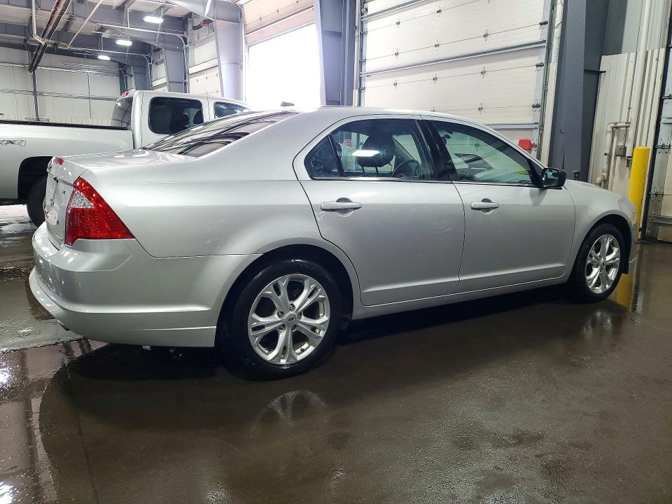 2012 Ford Fusion se