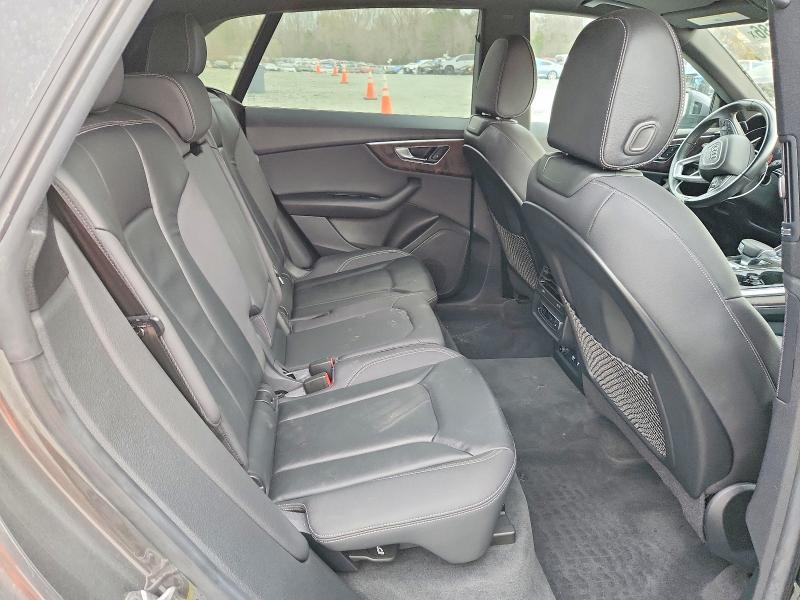 2019 Audi Q8 Premium