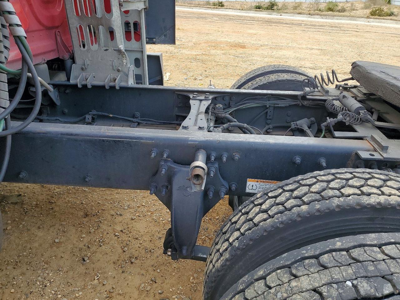 2020 Freightliner Cascadia 126 Semi Truck