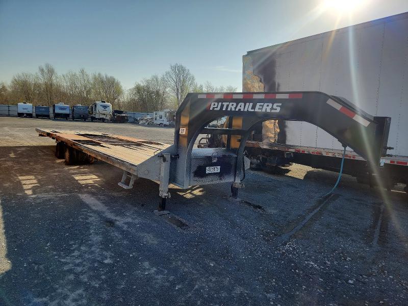 2025 PJ LY321 Equipment Trailer