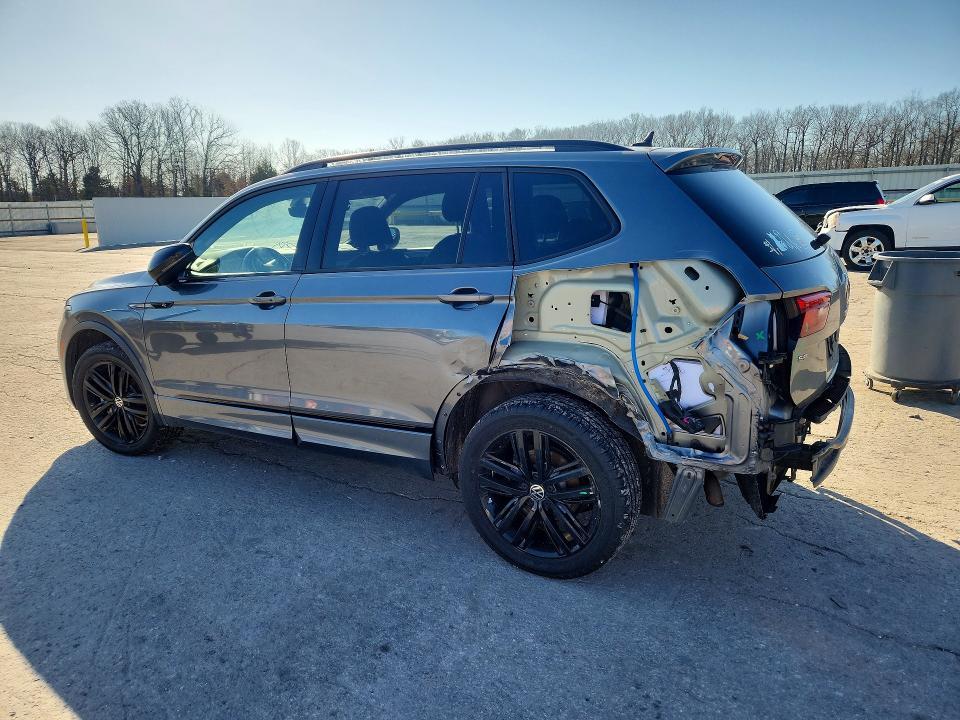 2022 Volkswagen Tiguan se R-line Black
