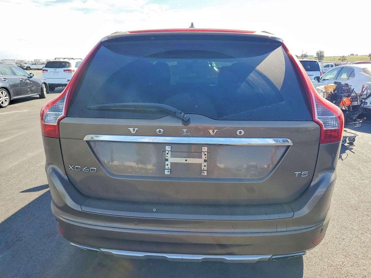 2015 Volvo Xc60 T5 Premier