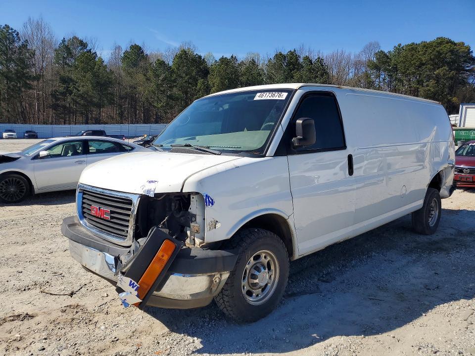 2011 GMC Savana G3500 Utility / Service Van