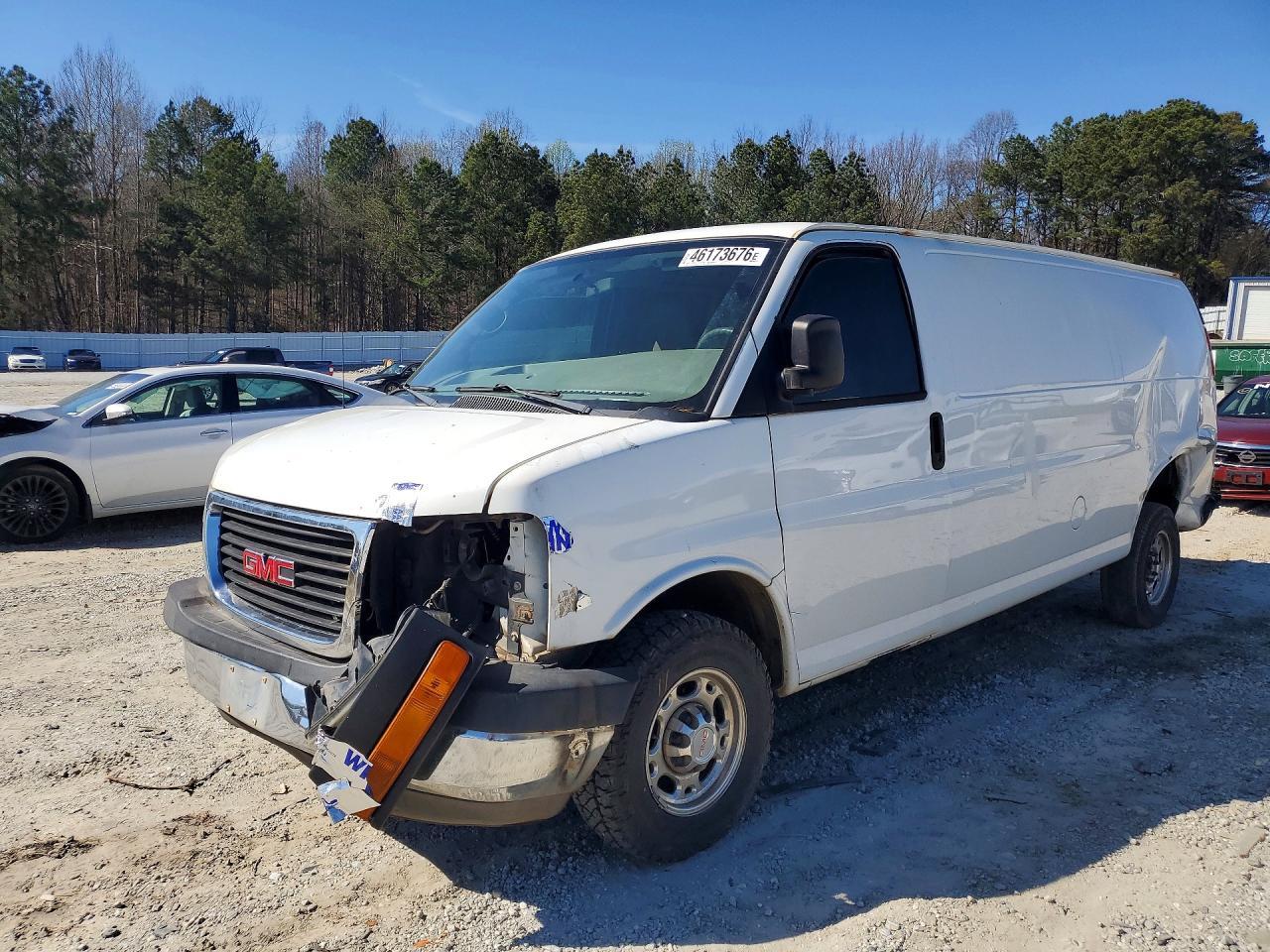 2011 GMC Savana G3500 Utility / Service Van