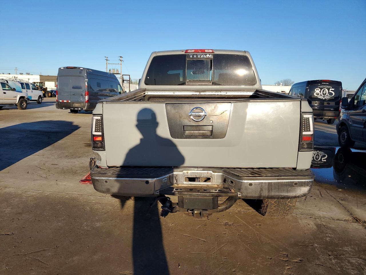 2004 Nissan Titan XE