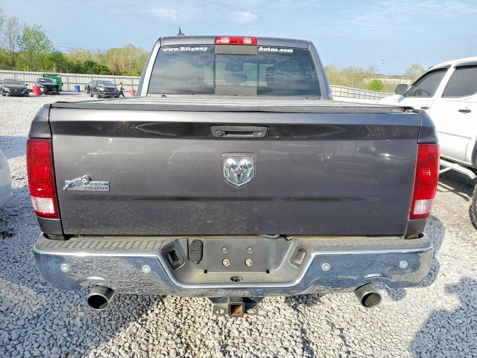 2015 Dodge RAM 1500 SLT