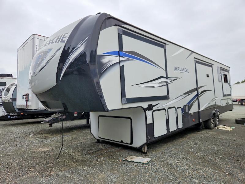 2019 Keystone Avalanche Camper